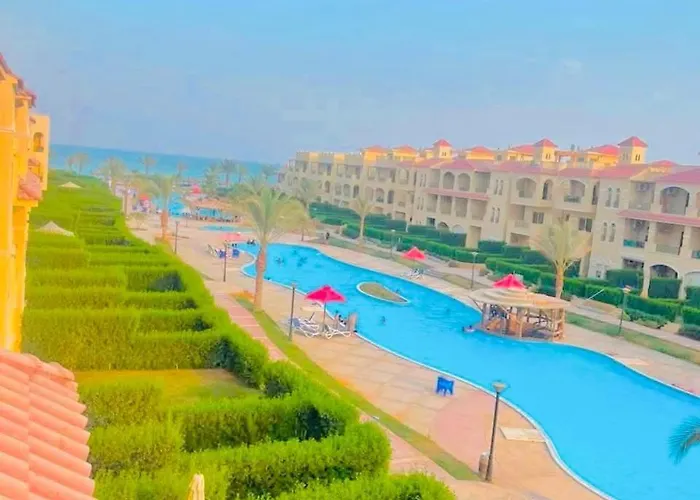 Апарт-отель Serene Sea View 5*